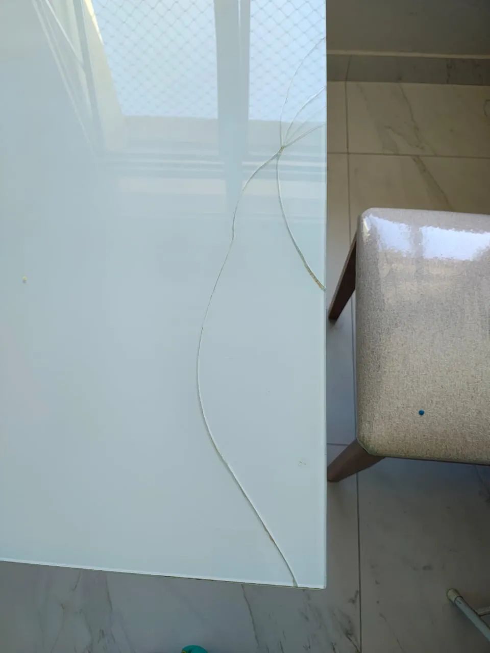 Vendo Mesa de Jantar - Foto 4