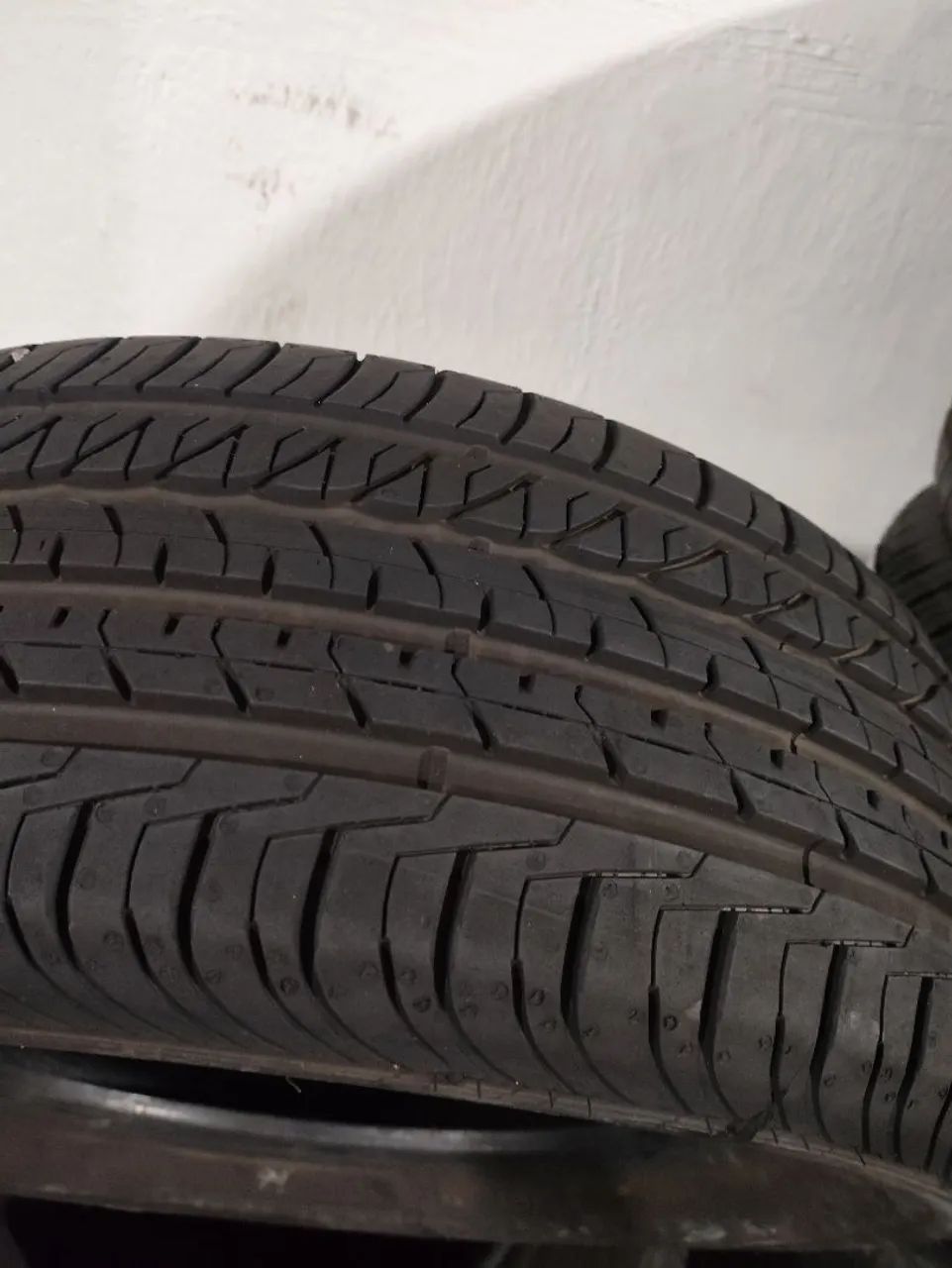 Pneu Goodyear  - Foto 2