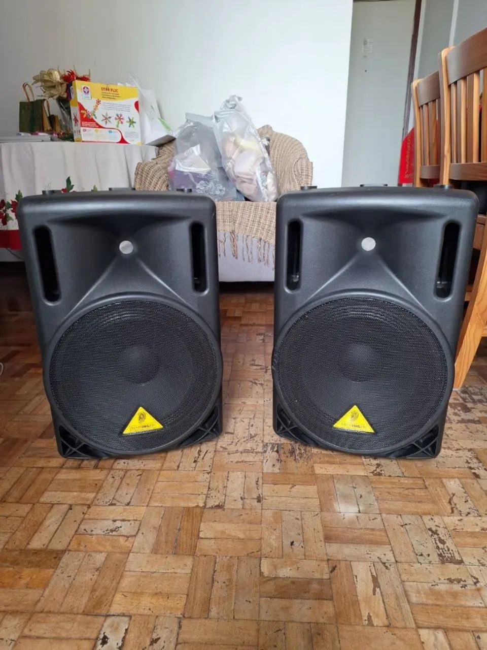 Caixas Passivas Behringer 12pol. - o par.