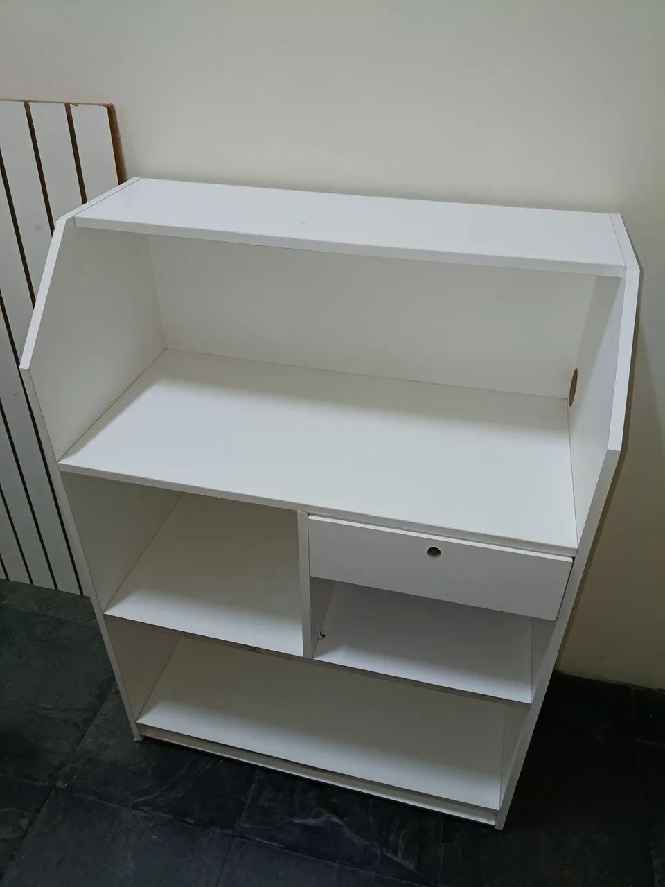Vendo balcão de loja e Painel Canelado 