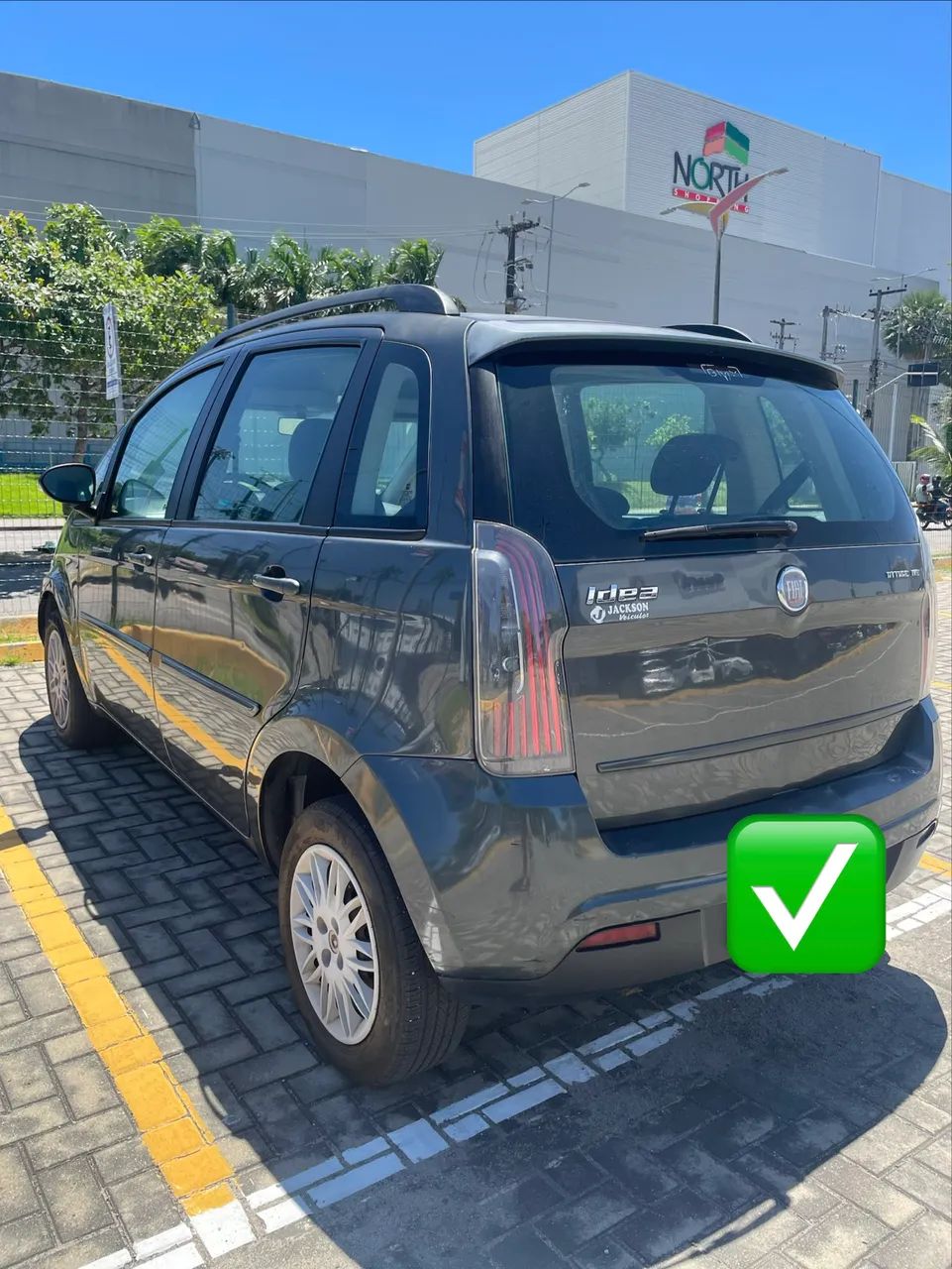Fiat Idea Attractive 1.4 Fire Flex 8V 5P 2013 - Foto 3