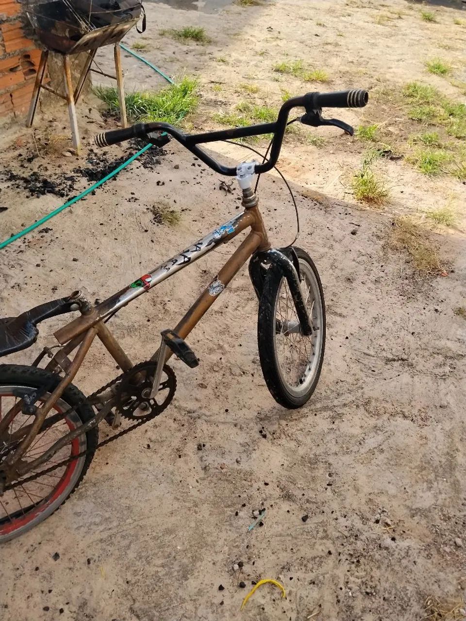Vendo bicicleta  aro 20 para criança  - Foto 3
