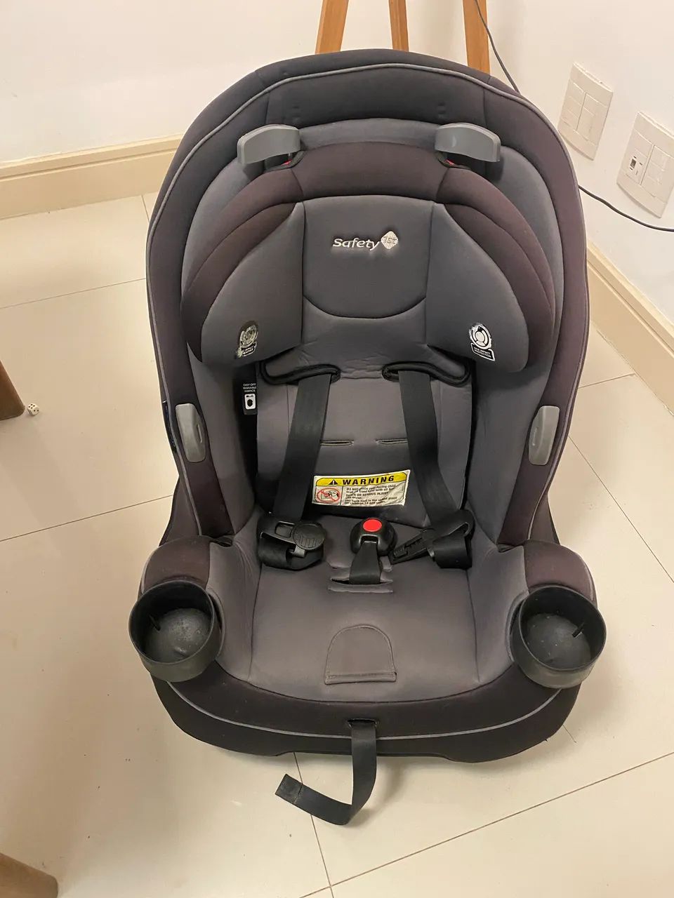 Cadeirinha Safety 1st grow and go 
