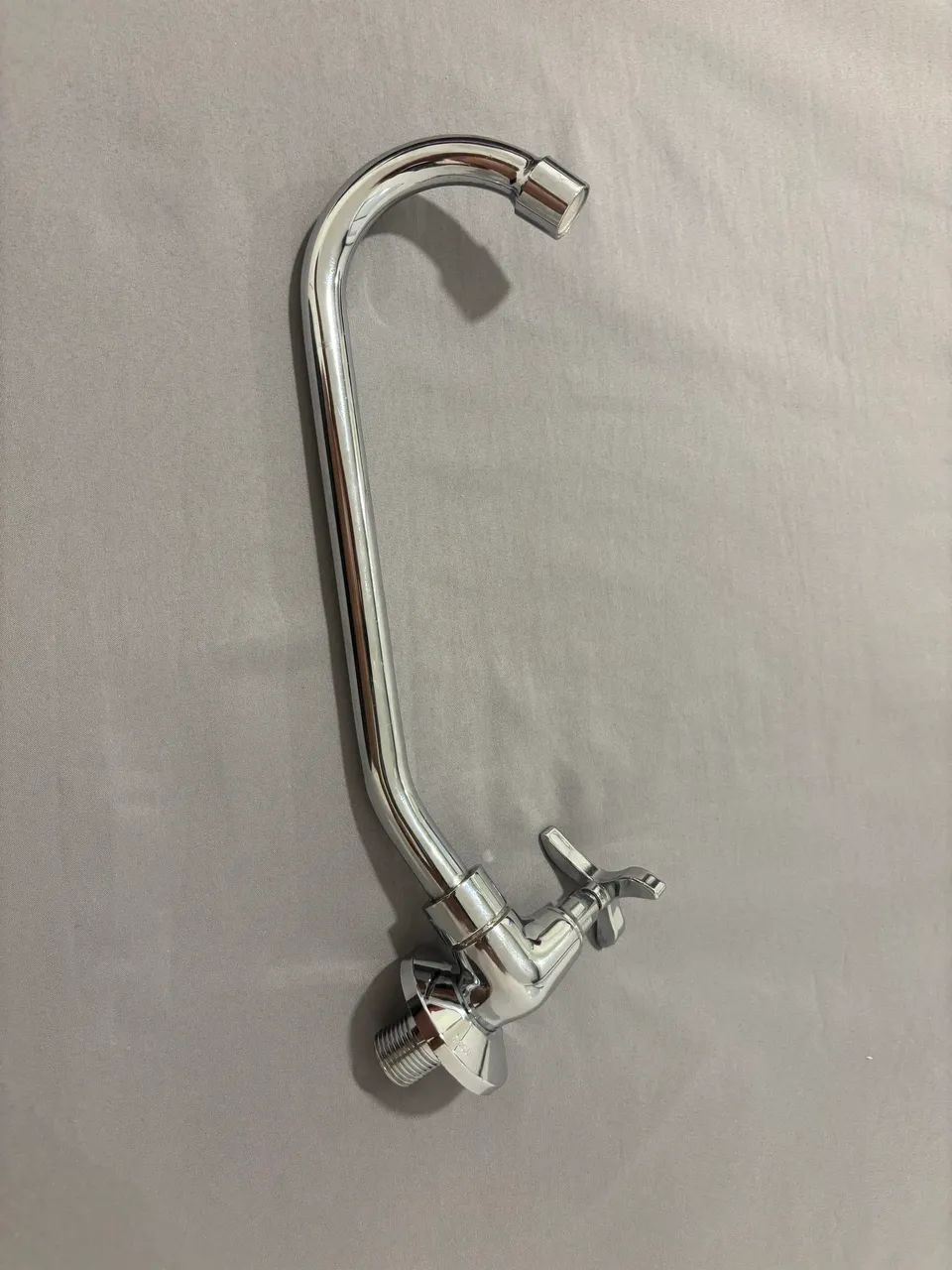 Vendo torneira bica móvel  - Foto 3