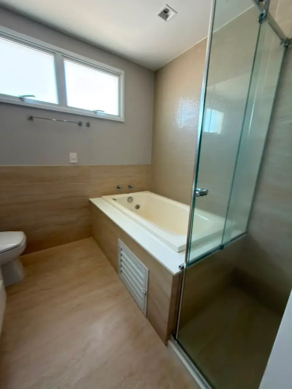 Alugo apto luxuoso mobiliano do Edifício Sofisticato Plaenge com 192 metros, 3 suítes e 3  - Foto 2