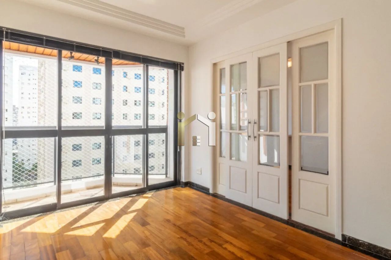 Apartamento a venda em Moema com 96m², 2 quartos sendo 1 suíte e 2 vagas - Foto 3