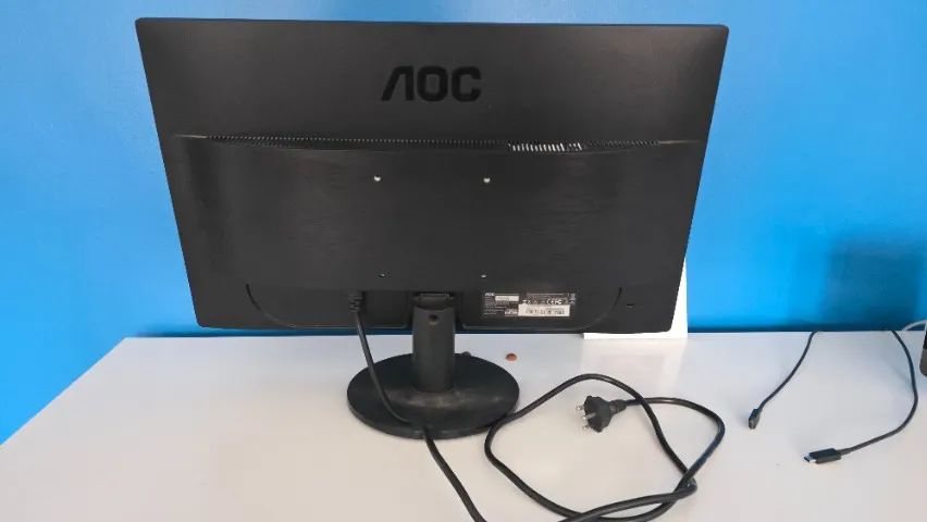 Monitor 1080p AOC G2260VWQ6 Freeseync - Usado - Foto 2