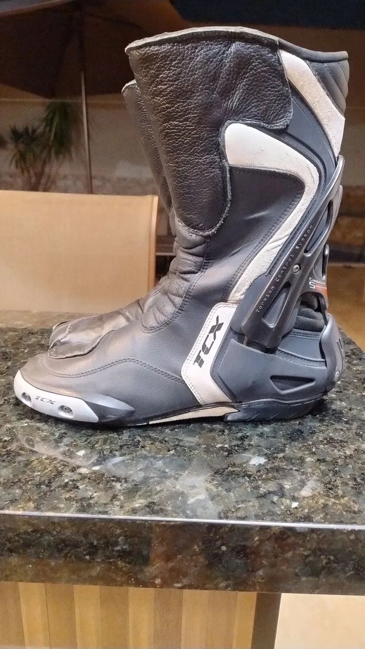 Bota TCX