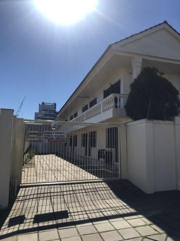 Residencial Universitário - aluguel kitnet mobiliado - bairro Petrópolis / UCS - Foto 2