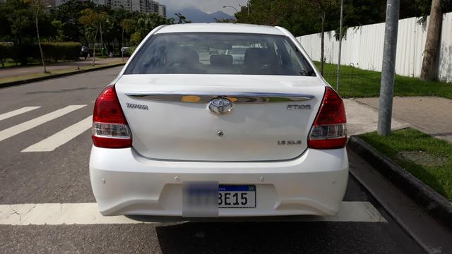 Etios Automático ipva ok Revisado garantia Lindo ! - Foto 4