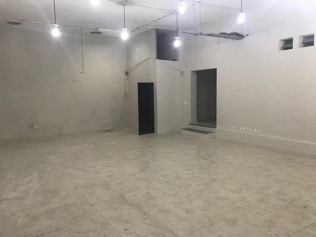 Alugo imóvel com 650m2 na R. Pinto Madeira 437 em frente a unimed - Foto 5