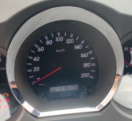 Hilux SW4 3.0 4x4 Diesel 2011 7Lugares - Foto 13