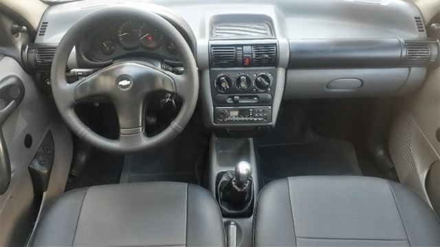 Chevrolet - Classic LS 1.0 - 2011 - Foto 7