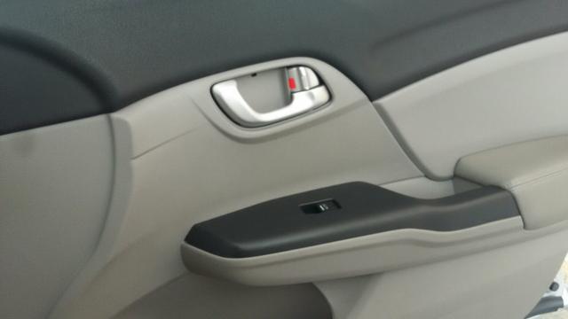 Vendo ou troco por corolla 2019 xei com pouca km pago diferença fip por fip - Foto 14