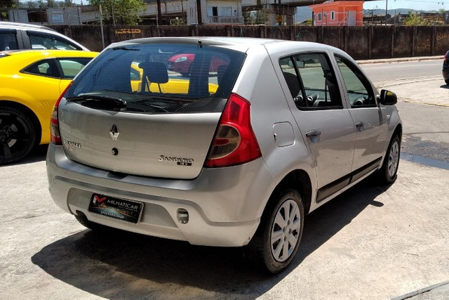 Sandero 1.0 completo 2011 - Foto 8