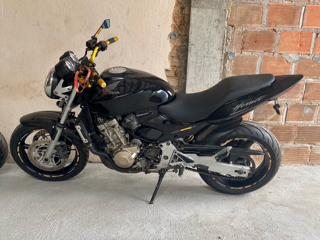HONDA HORNET 2006 CARBURADA