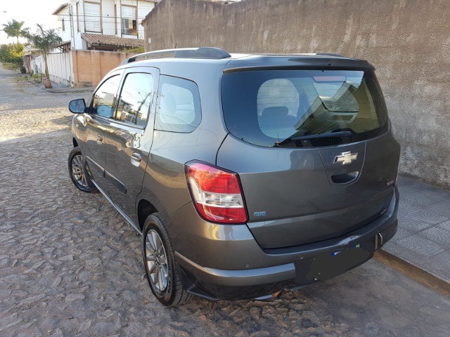 VENDO CHEVROLET SPIN 2013/2014