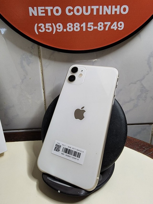 iPhone 11 como novo! No plástico! Acessórios novos! Branco/preto 64gb! R$2799 ou 12x R$261 - Foto 3