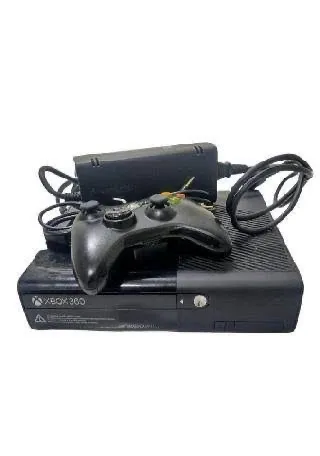Video game xbox 360 bloqueado original com 2 jogos fisicos - Escorrega o  Preço