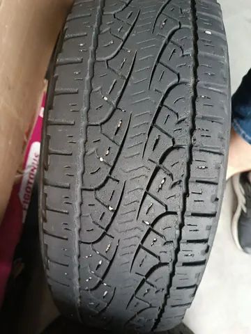pneus 215/75 r15 Pirelli scorpion - Foto 4