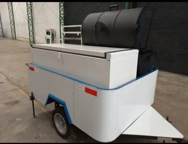 Pit smoker churrasco a Bafo com carretinha.aceito troca em gado nelore ou carneiro dorpe