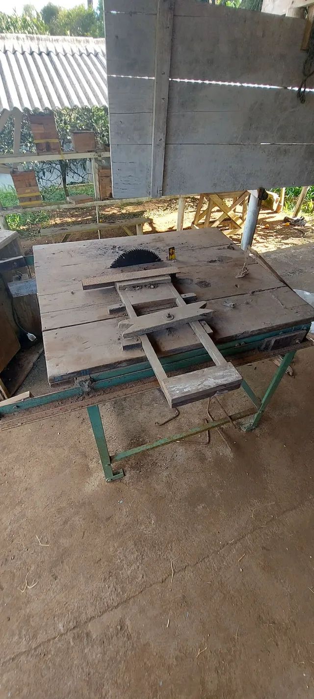 Máquinas para Marcenaria, serra circular + bancada