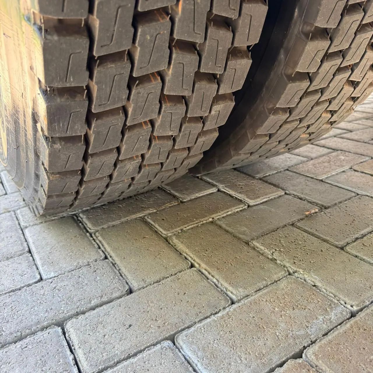 Mercedes-Benz Atego 2544 6x2 - Ano 2014 - Foto 5