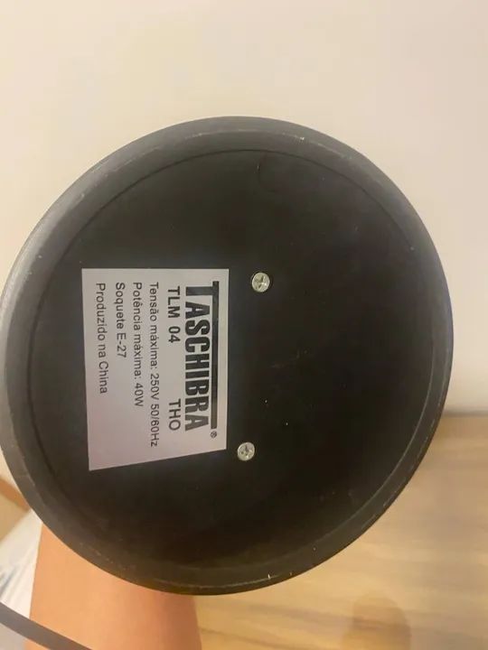 Luminária de mesa TLM 04 Preta Bivolt Taschibra 1unidade - Foto 2