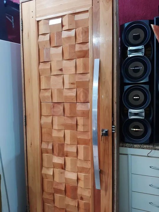 Vendo uma porta padrão altura 210cm? Com 80cm - Foto 4