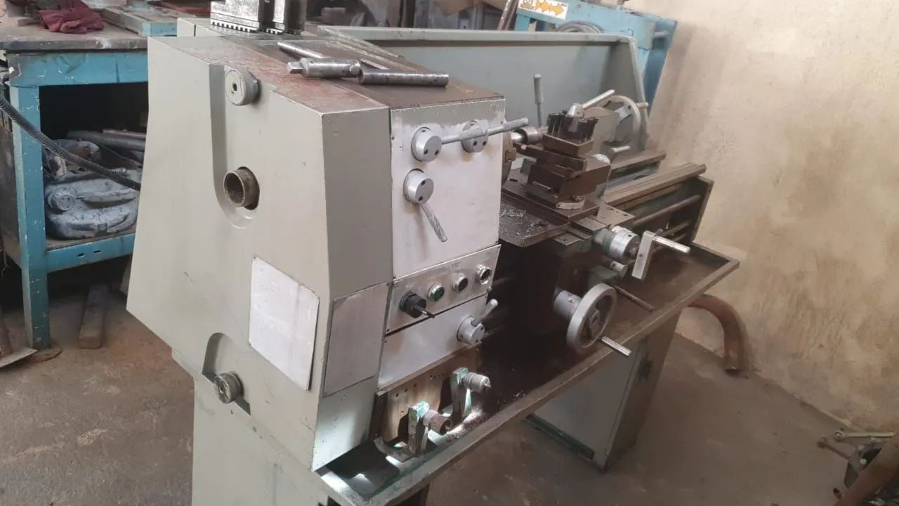 Torno  mecânico  - Foto 3