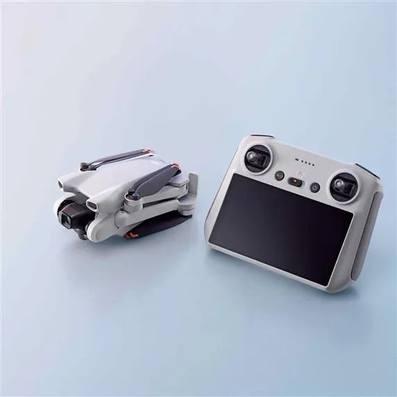 Drone DJI Mini 4 Pro Fly More Combo Plus - Foto 6