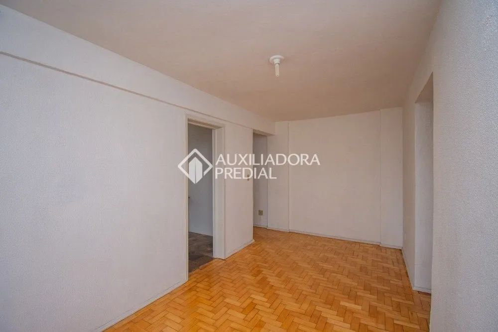 Apartamento de 3 dormitórios, living 2 ambientes, cozinha e área de serviço - Foto 4