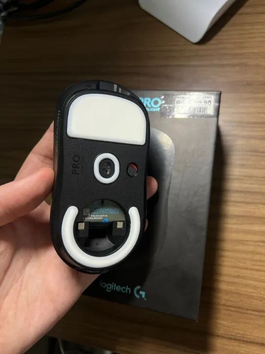 Mouse Logitech Pro X Superlight - Perfeito para Gamers e Profissionais! - Foto 2