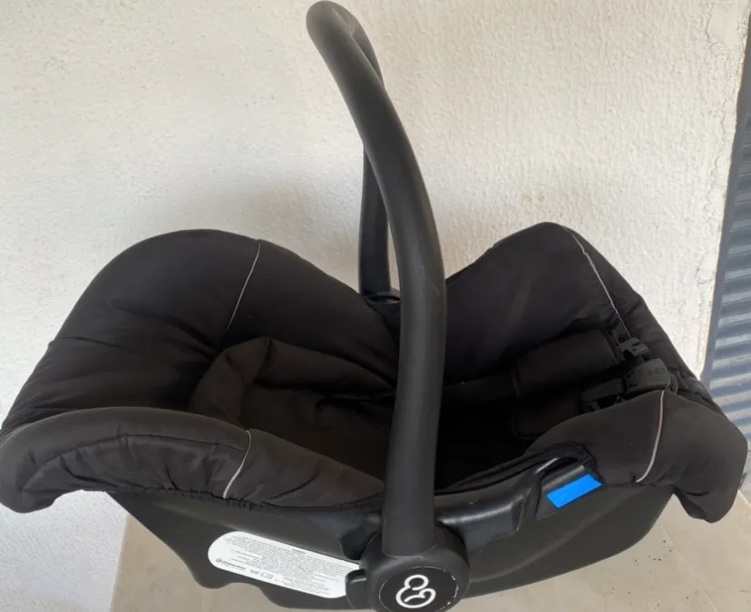 Bebê conforto Galzerano- SEMI NOVO