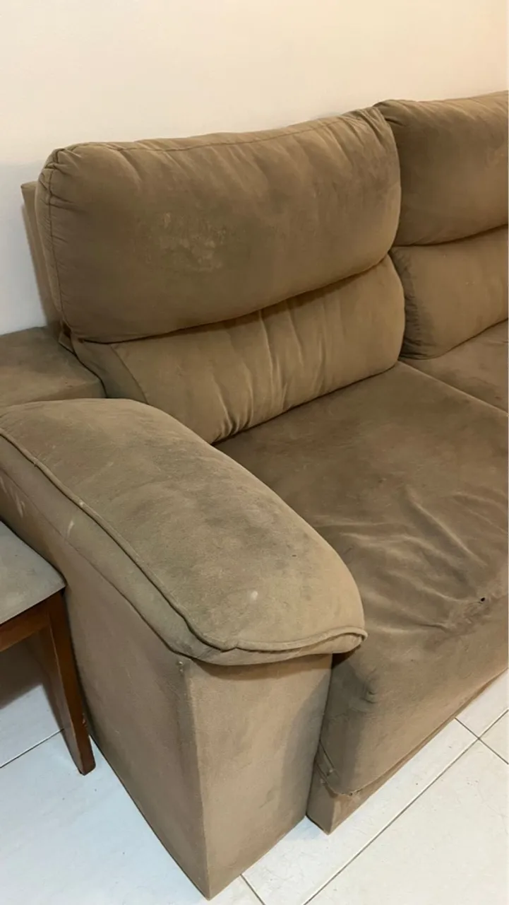 Sofá 3 lugares em suede retrátil