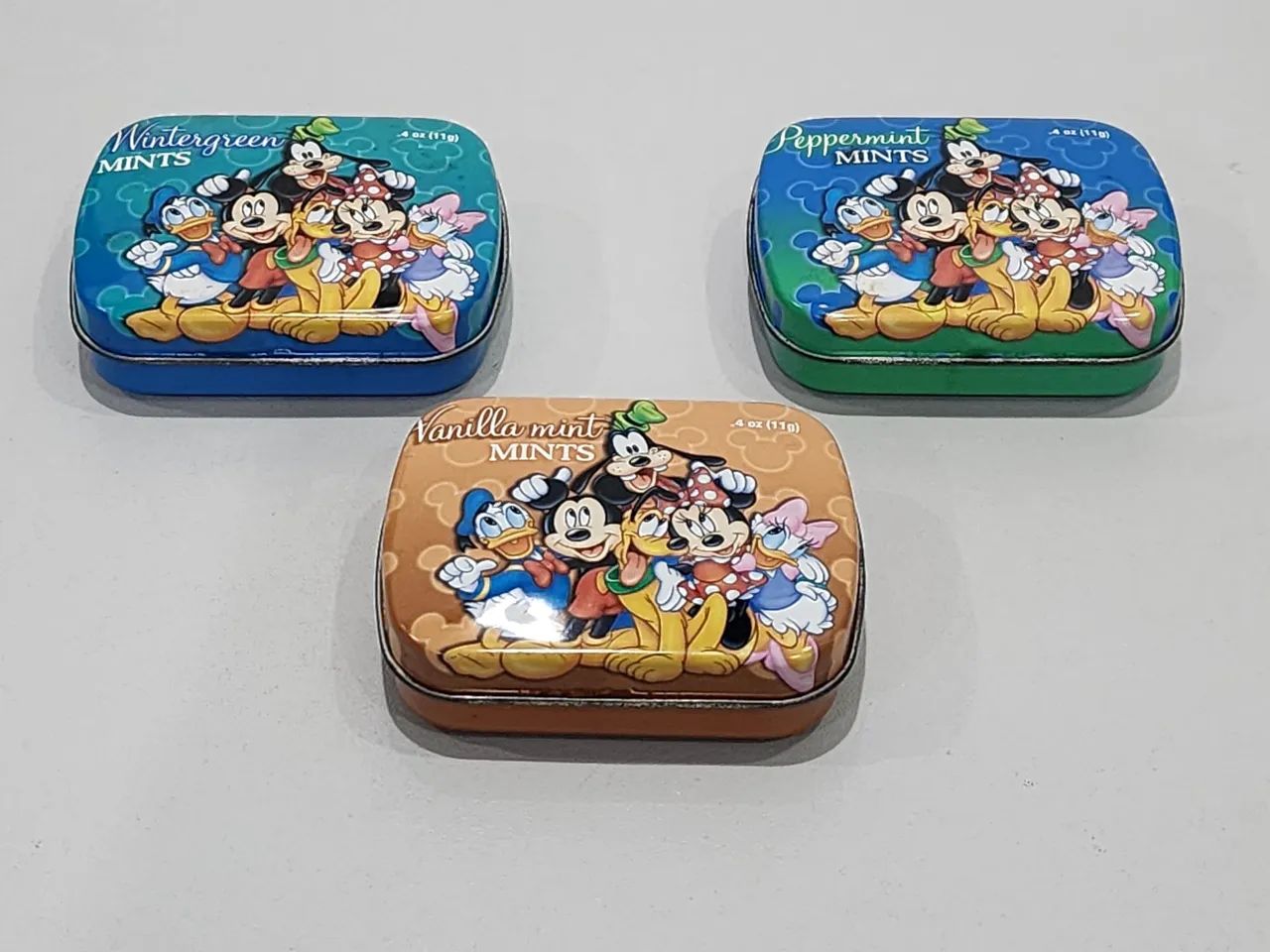 Vintage 2011 Kit 3 porta balinhas tipo tic tac de lata da Disney