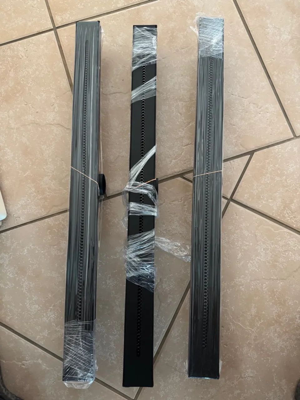 Ralo linear alumínio 5x70cm preto fosco 02 unidades - Foto 3