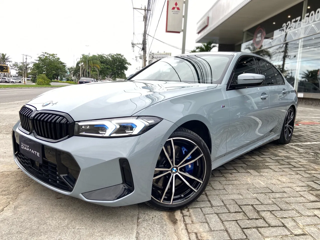 320i 2.0 TURBO M SPORT AUT 2024 c/ 5.000 km - Rafael Souza