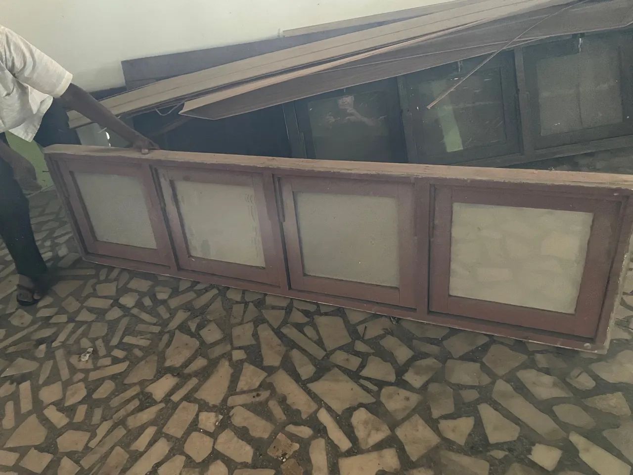 BASCULANTES MASSARANDUBA com 4 folhas64960461112323120