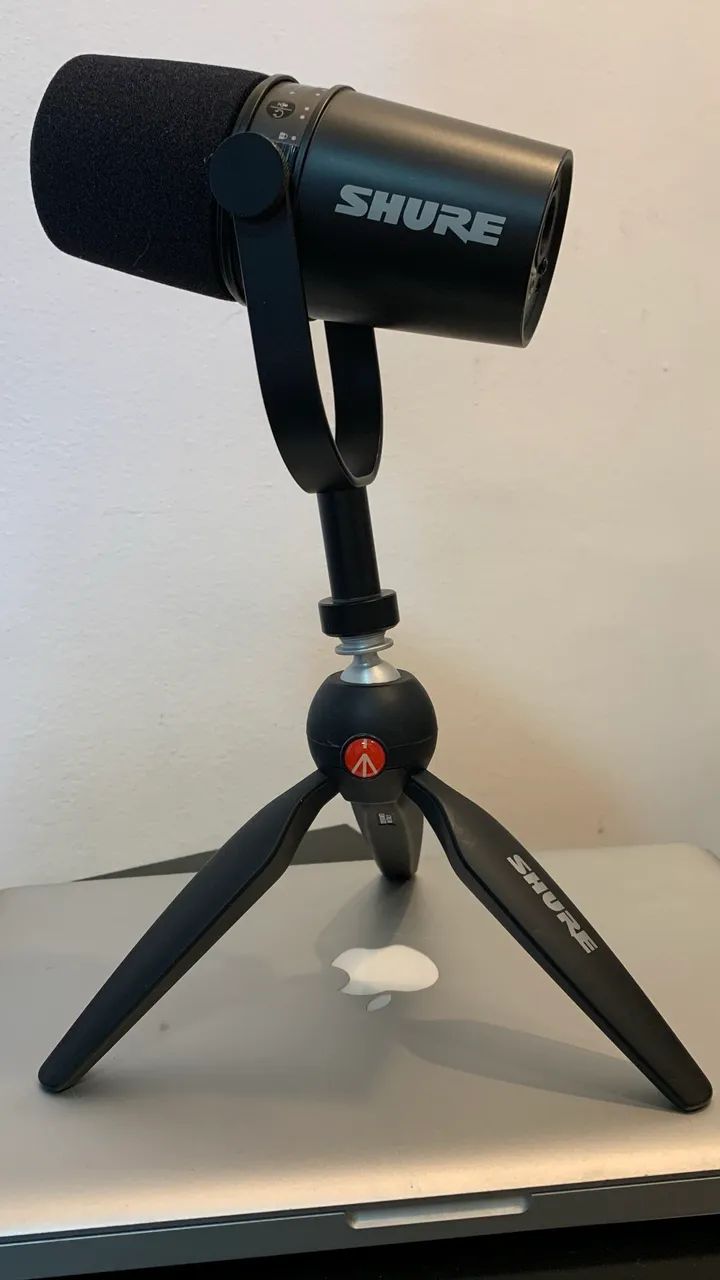 Microfone Shure Mv7 - Ideal Para Gravações E Streaming