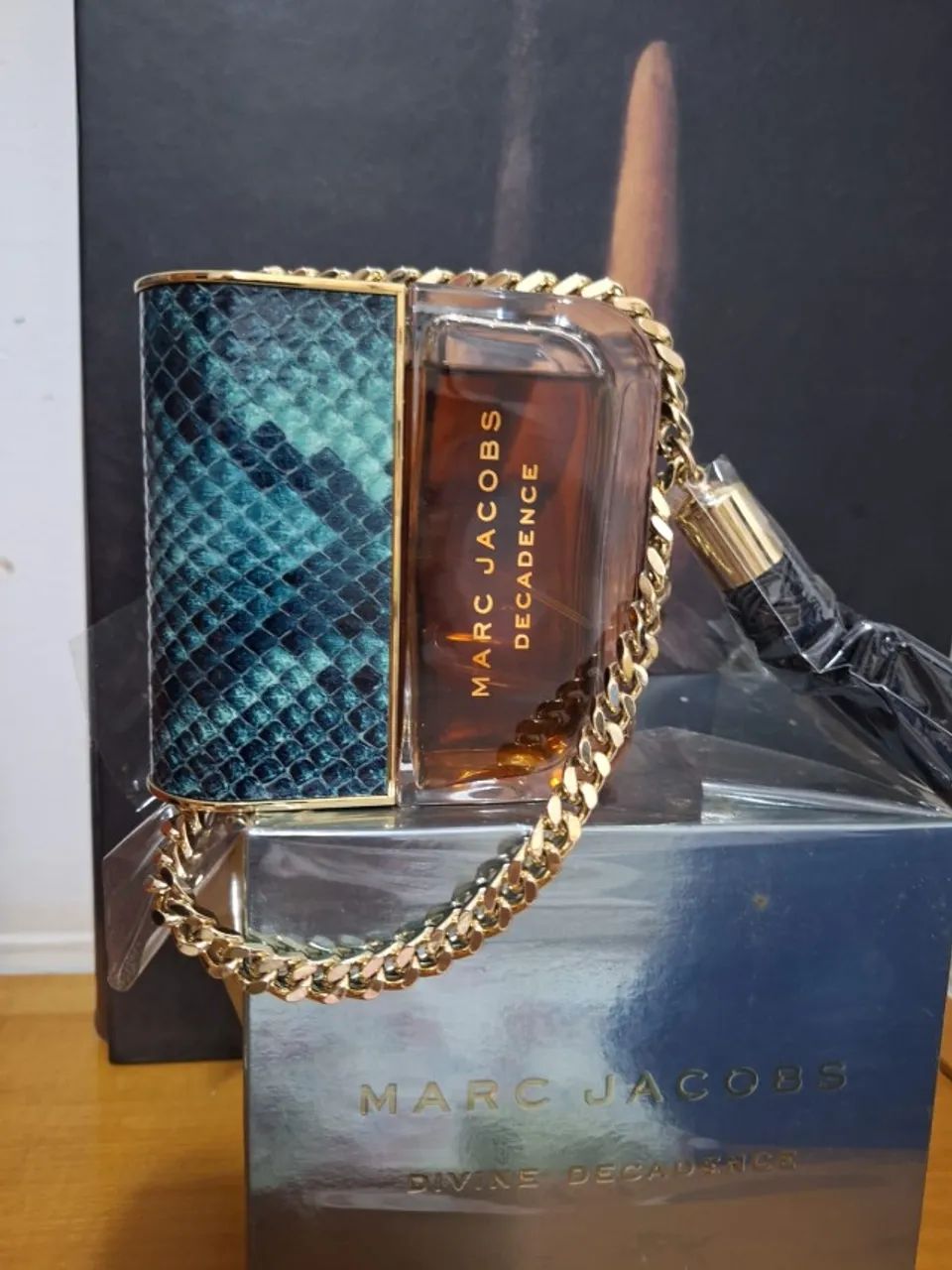 Perfume Divine Decadence Marc Jacobs - EDP 100ml (Descontinuado) - Foto 3