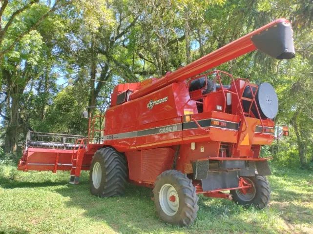 Colheitadeira Case IH - 2388 Axial, 25 pés. Fabricac?a?o 2002 - Foto 3