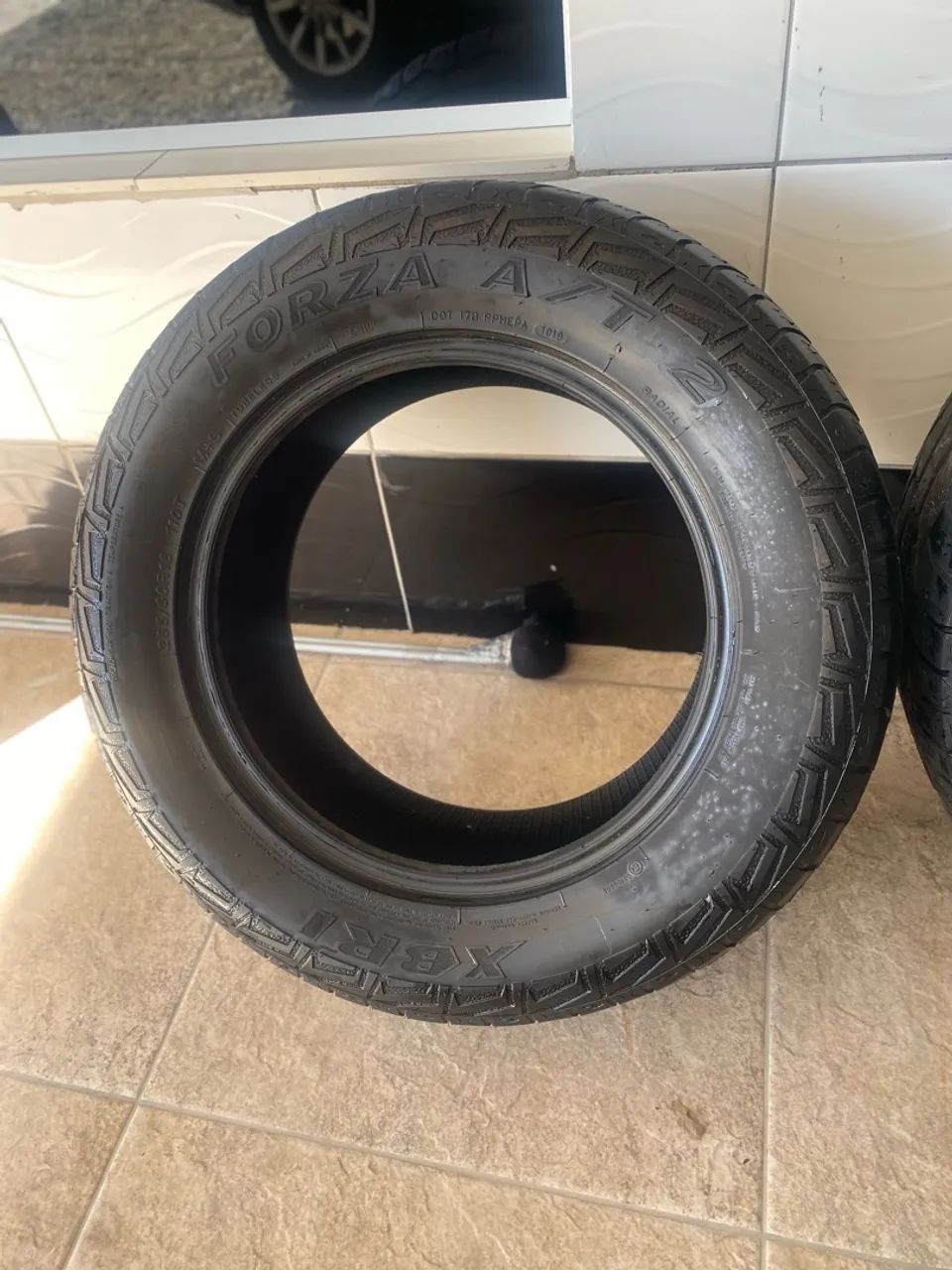 Pneu 265/60R18 Forza AT2 - Foto 4