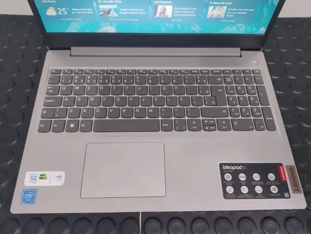 Lenovo Notebook: Intel dual core, 4GB DDR4, SSD installed. (very new device)64317758626562123