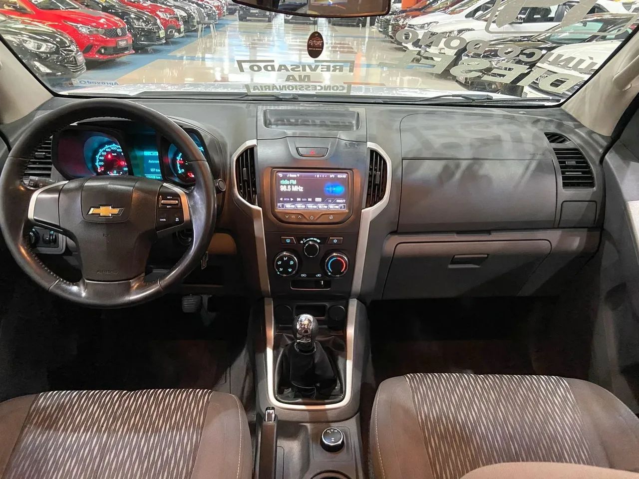 S10 2.8 LT 4X4 CD TURBO DIESEL 4P MANUAL 2014/2014 - Foto 5
