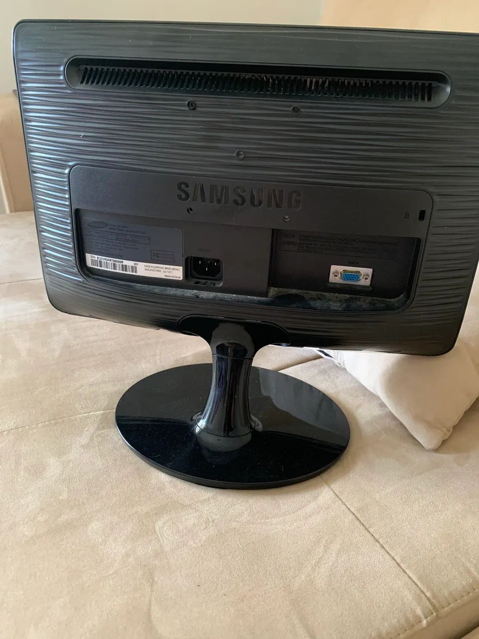 Monitor Samsung B1630N64300603969539122