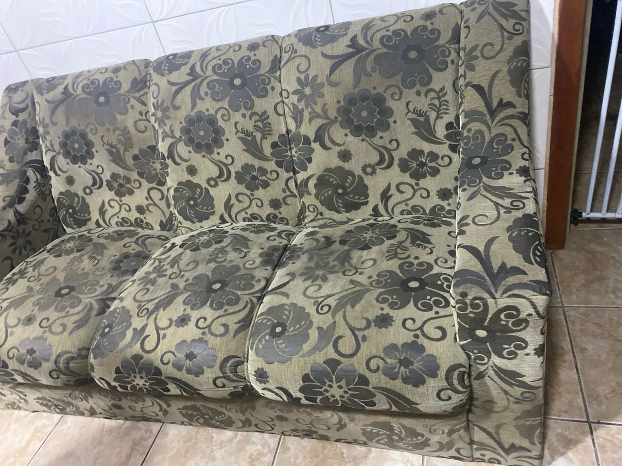 Sofá de 3 lugares 64308275502082123