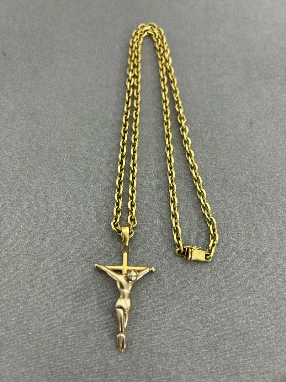 Colar Cruz Crucifixo Dourado em ouro maciço! - Foto 2