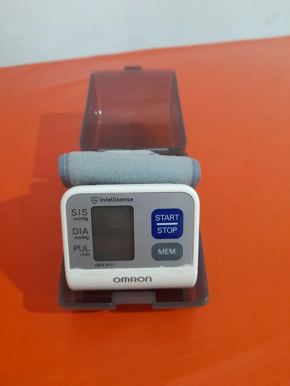Monitor de Pressão Arterial de Pulso Automático 