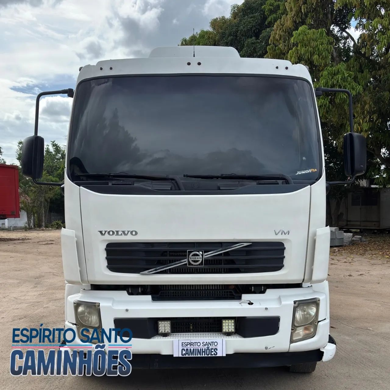 Caminhão Volvo VM 260 - 2011